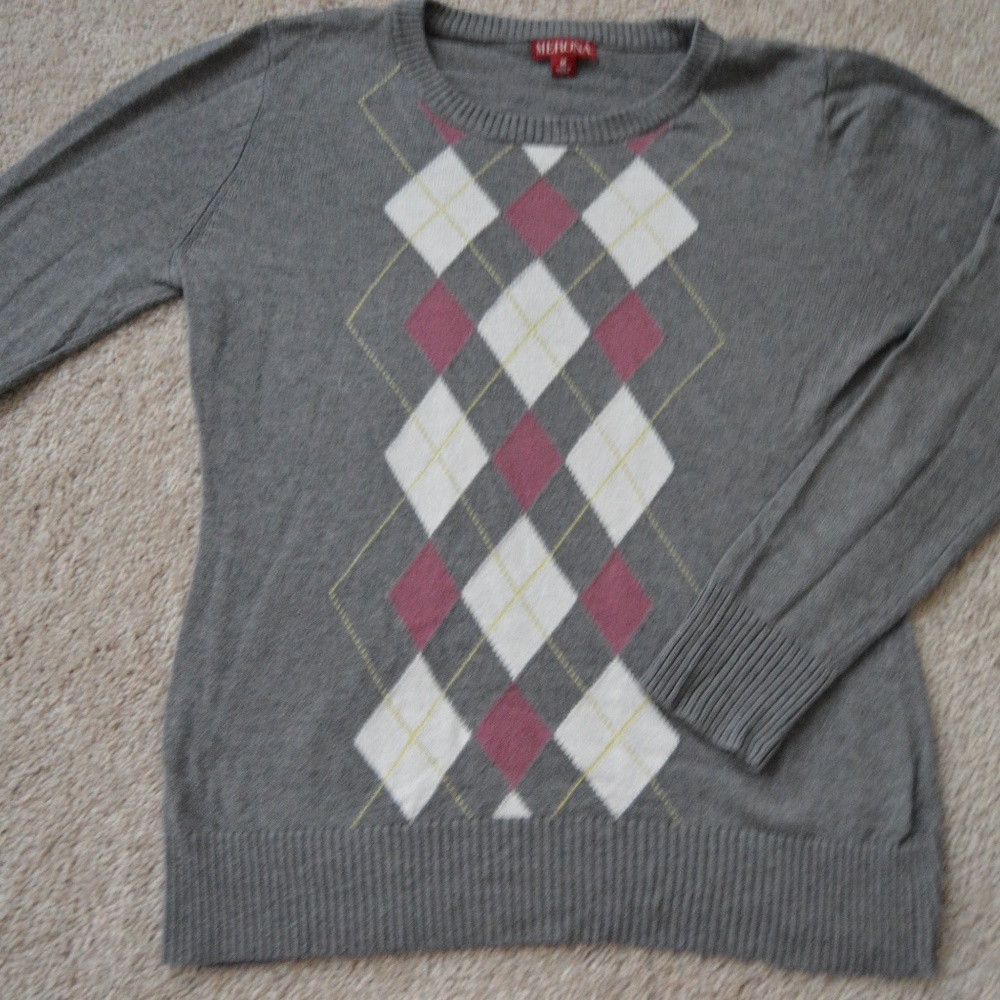 Cozy Argyle Sweater ( M )